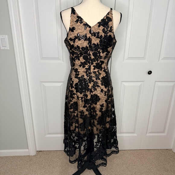 Dress the Population Black Sequin Lace Fit & Flare Midi Dress Size Medium - Picture 6 of 16